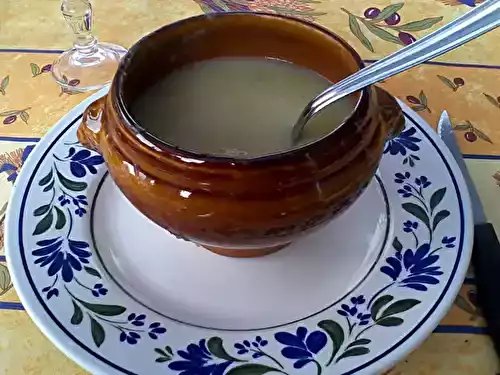 Soupe aux cornichons