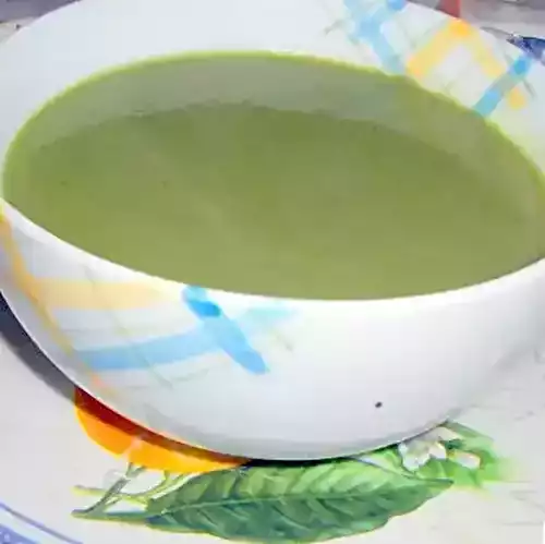 Soupe de légumes aux 2 pois, chiches et cassés