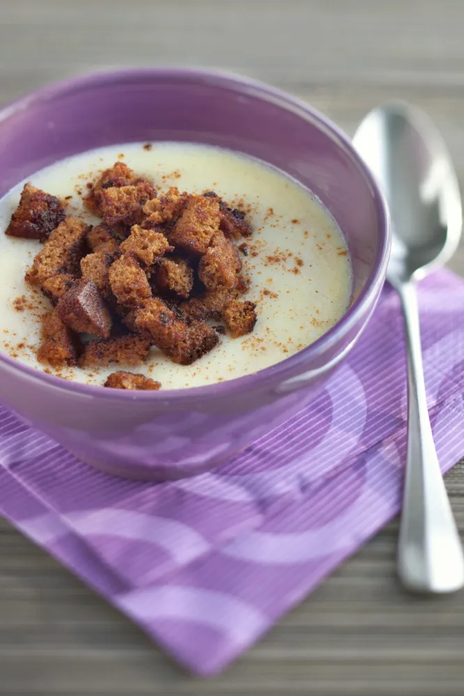 Soupe de poire au pain d'épices