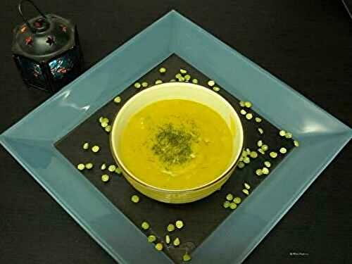 Soupe de pois cassés parfumée