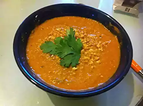 Soupe épicée aubergines et cacahuètes