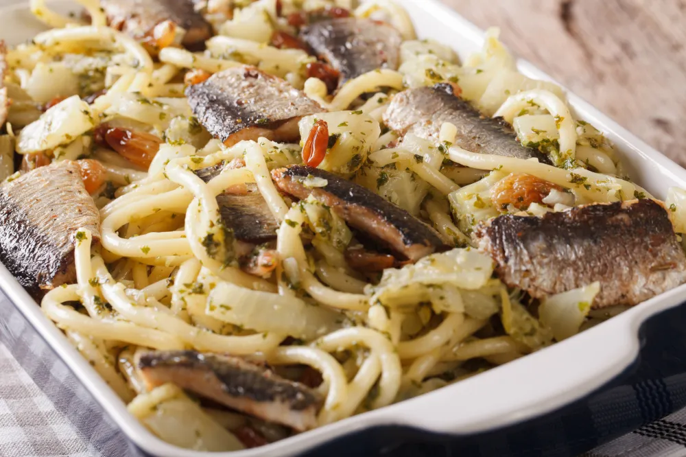 Spaghetti sardine à l'huile et aneth