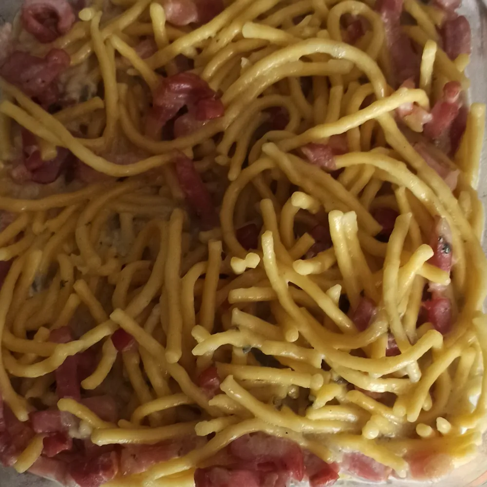 Spätzle gratinés au roquefort et lardons
