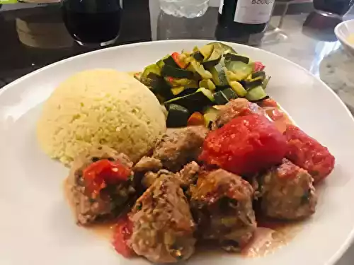Tajine de keftas aux courgettes et poivrons