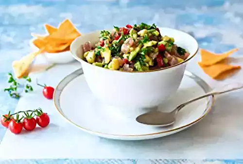 Tartare de thon sur lit de mangue