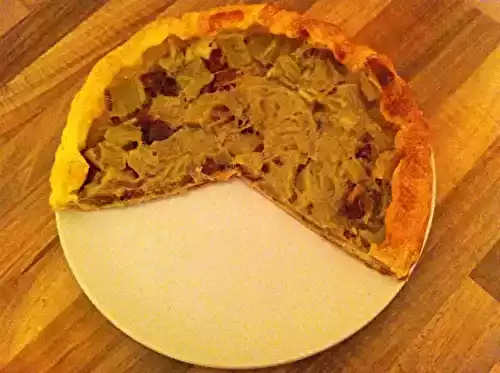 Tarte à la rhubarbe et au pain d'épices aux figues