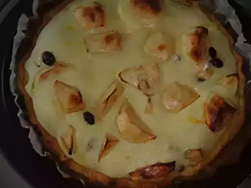 Tarte alsacienne aux pommes et aux raisins secs