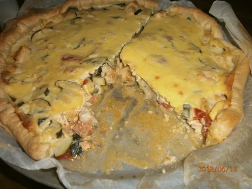 Tarte au poulet, courgettes et moutarde