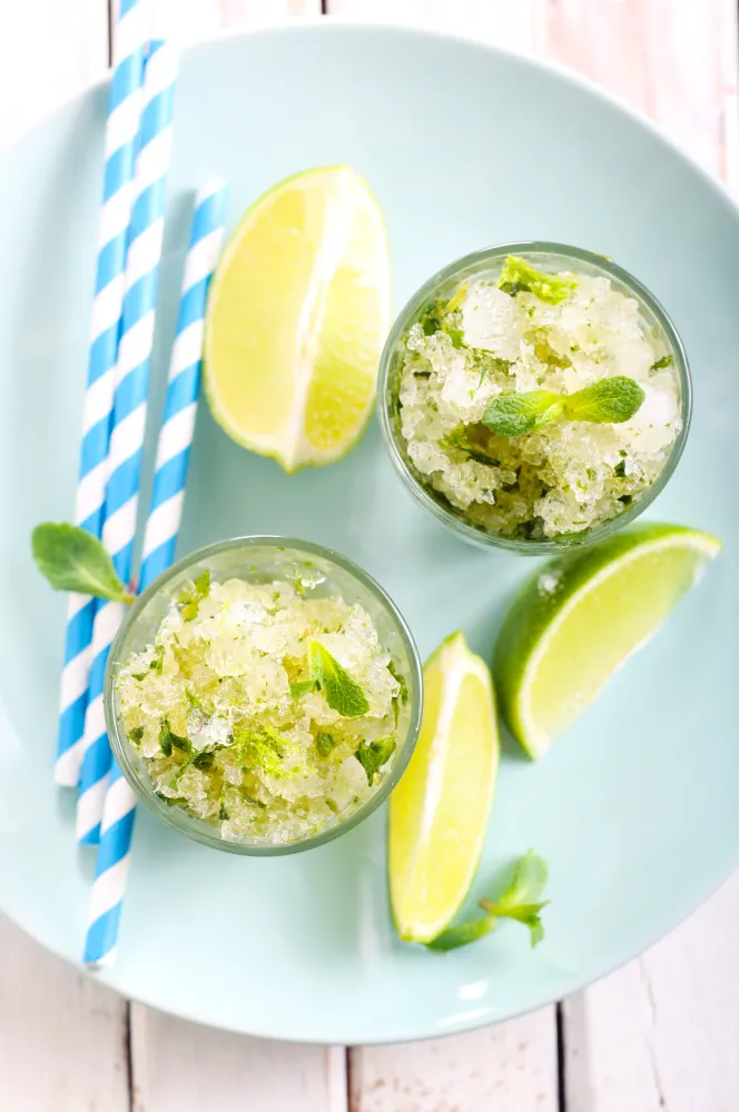 Tarte aux framboises et granité de citrons verts