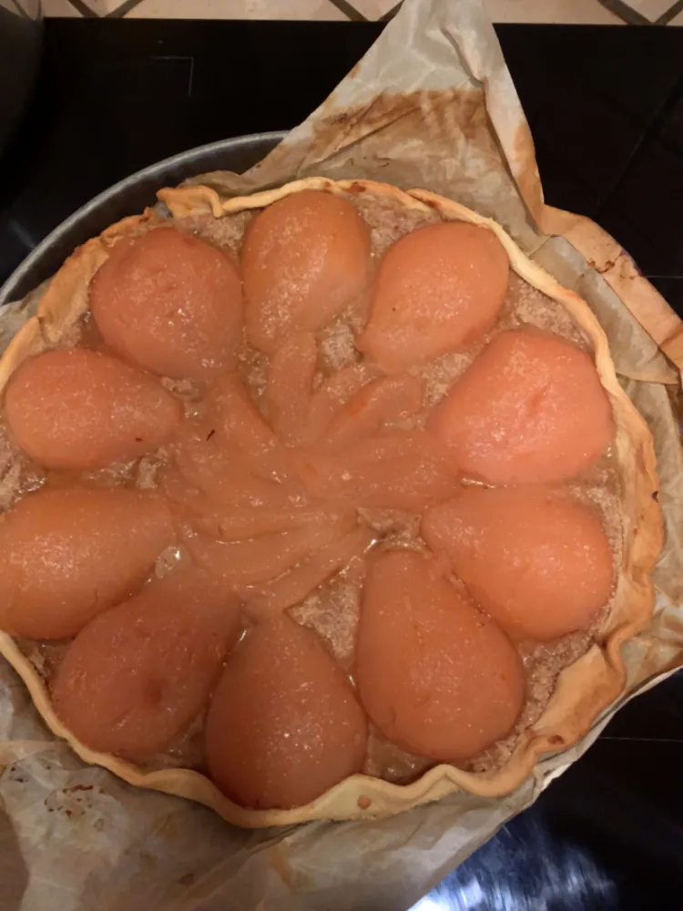 Tarte aux poires à la crème d'amandes