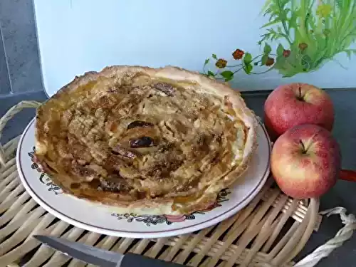Tarte aux pommes et abricots secs