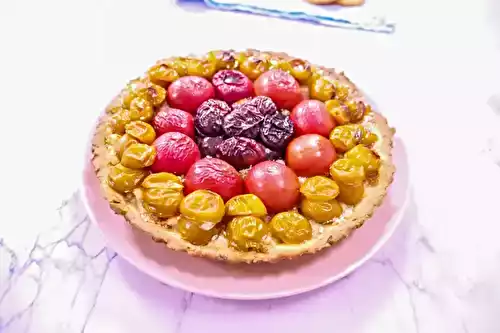 Tarte aux prunes et aux noisettes