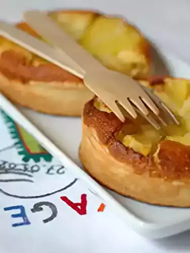 Tarte des îles à l'ananas et à la noix de coco