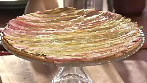 Tarte fine à la rhubarbe