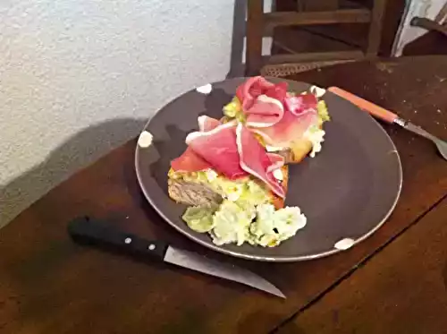 Tartines ravioles bleu jambon cru