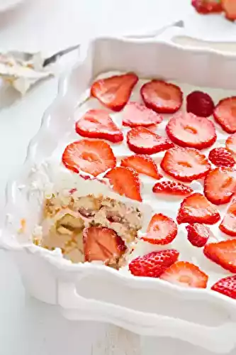 Tiramisu à la fraise et aux langues de chat