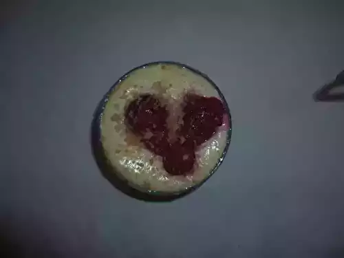 Tiramisu aux framboises et aux fraises