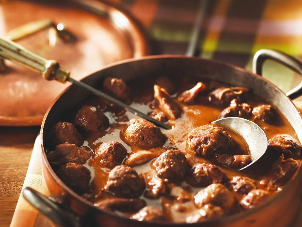 Top 20 Recettes de Ragoût au Porc: Des Plats Traditionnels aux Saveurs Exotiques