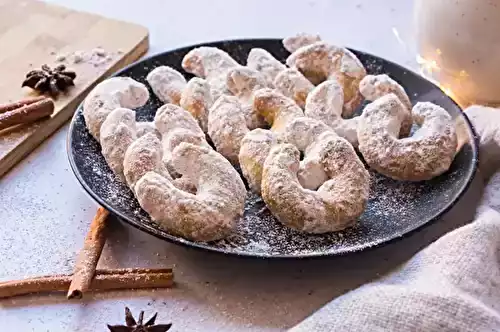 Vanillekipferl ou croissants de lune à la vanille