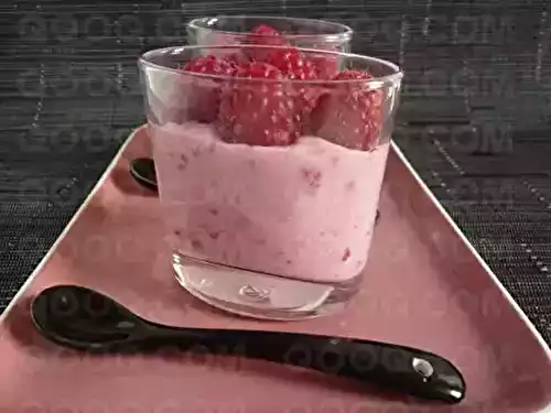 Verrine de mousse de fruits rouges