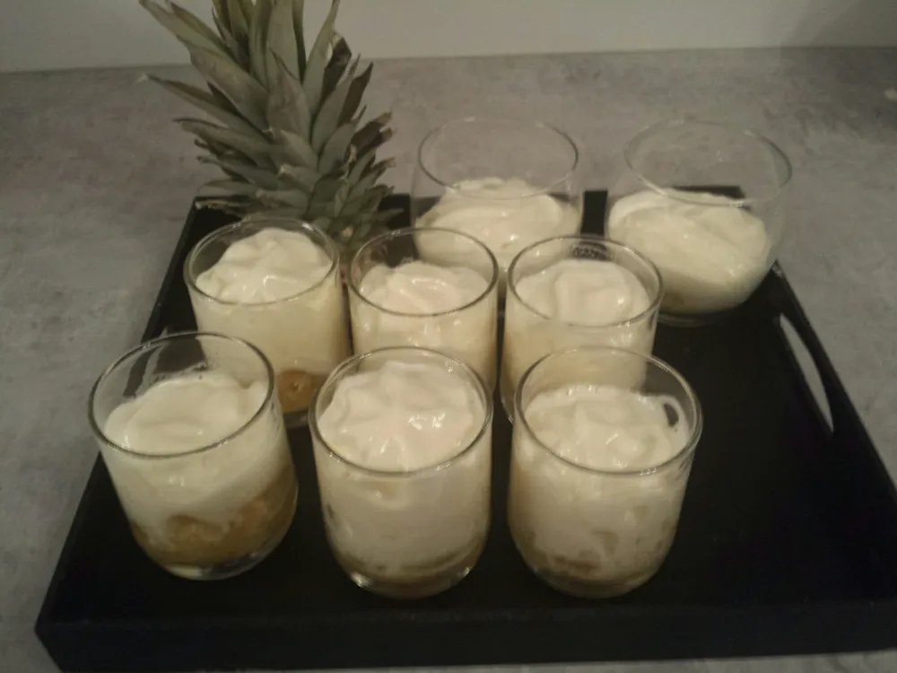 Verrine légère, espuma fromage blanc ananas