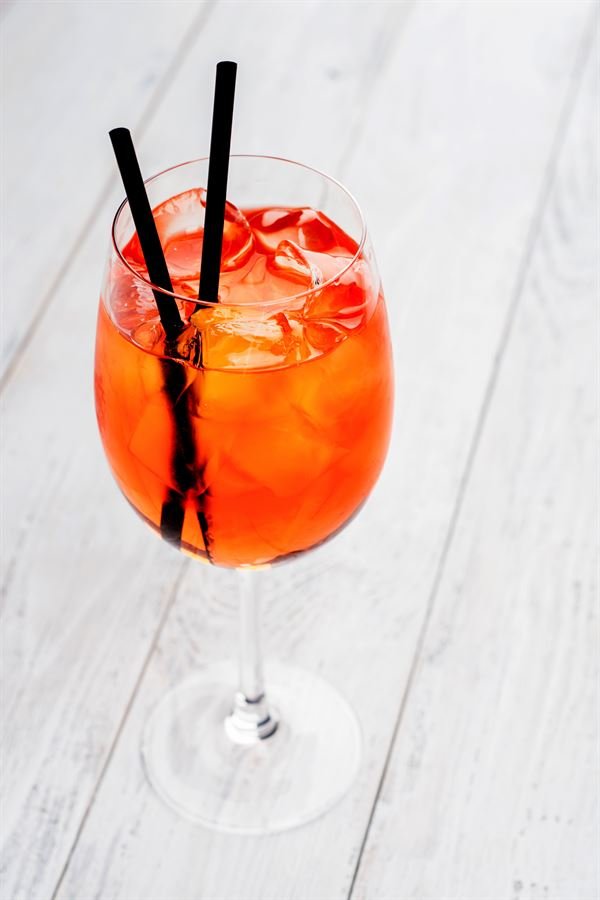 Vin d'oranges amères