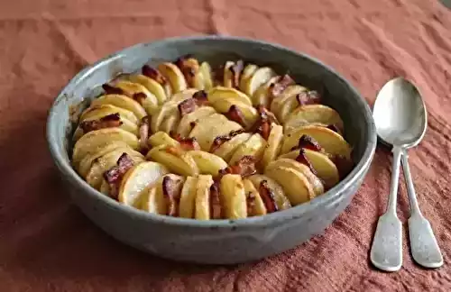 Pommes boulangères fondantes au lard et aux oignons