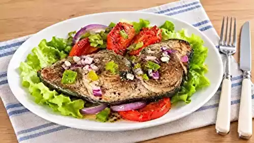 Darne de thon poêlée aux petits légumes