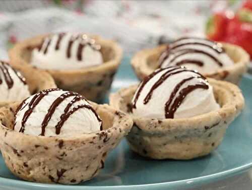 Biscuits aux chocolat et glace de vanille - pour votre dessert