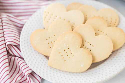 Biscuits sablés pas cher - pour accompagner votre tasse du thé ou café,