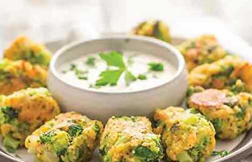 Boulettes de brocoli fromage - un délice pour accompagner vos plats.