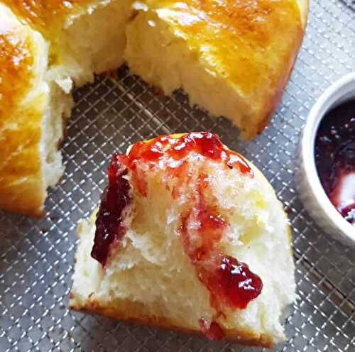 Brioche à la crème fraîche au thermomix - fondante en bouche.