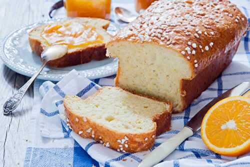 Brioche aux perles de sucre - un délicieux pain moelleux.