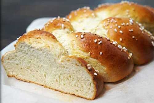 Brioche tressée facile au thermomix - hyper moelleuse et aérée