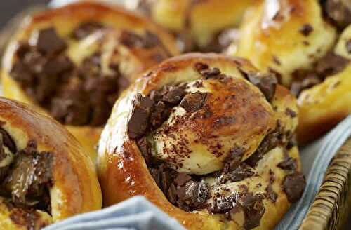 Brioches au chocolat - recette facile pour faire ces délices chez vous.