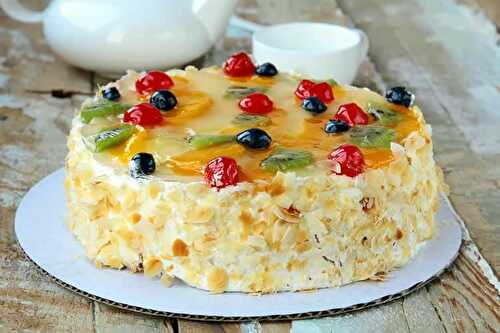 Cake aux fruits et à la crème - pour votre dessert ou vos fêtes.