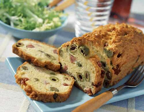 Cake aux olives et jambon au thermomix - la recette facile au thermomix.
