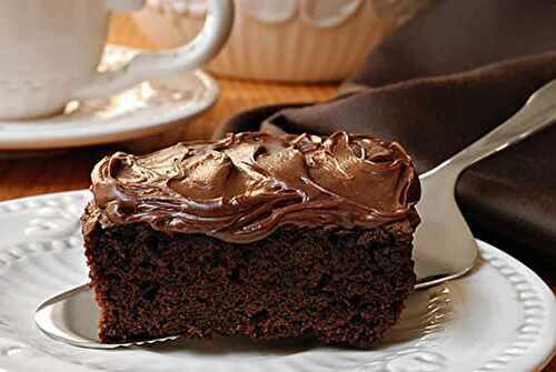 Cake chocolat avec glaçage - pour votre dessert ou goûter.