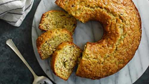 Cake rond courgette et noisette avec thermomix - recette thermomix.