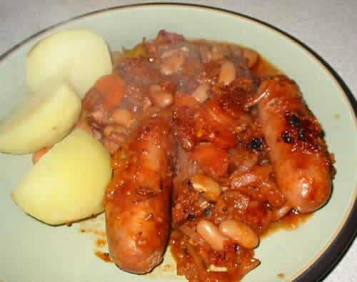 Cassoulet haricots blanc saucisse cookeo - un plat délicieux.