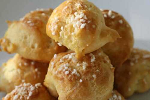 Chouquettes thermomix - un gâteau tendre et facile à faire avec le thermomix.