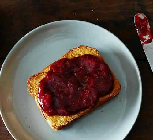 Compote fruits rouges thermomix - un délice facile à faire.