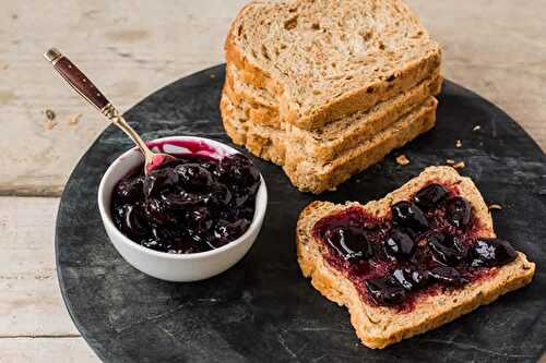 Confiture de cerises facile au thermomix - pour accompagner vos pains