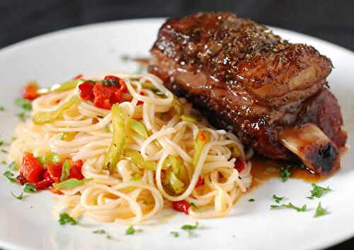 Cote de boeuf spaghettis cookeo - un plat de pâtes au viande.