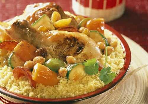 Couscous poulet legumes cookeo - un plat de la cuisine marocaine.