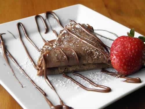 Crepes chocolat - un dessert délicieux pour toute la famille.