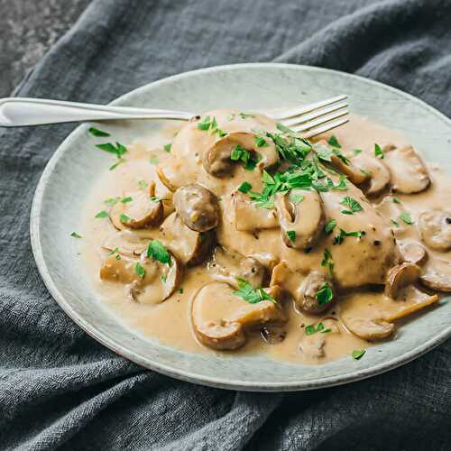 Cuisses de poulet aux champignons et crème cookeo - recette cookeo.