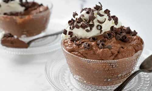 Dessert mousse au chocolat à la crème - pour vos fins de repas.