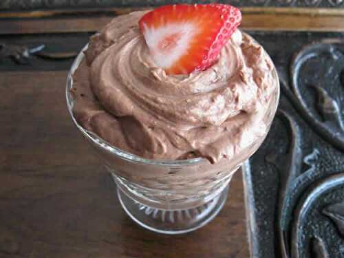 Dessert saint valentin - une crème savoureuse pour les amoureux.