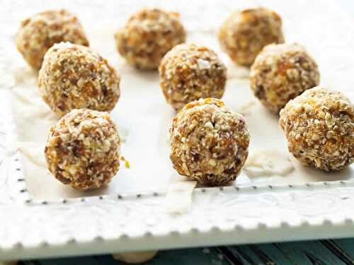 Energy boules amandes et dattes avec thermomix - recette thermomix.